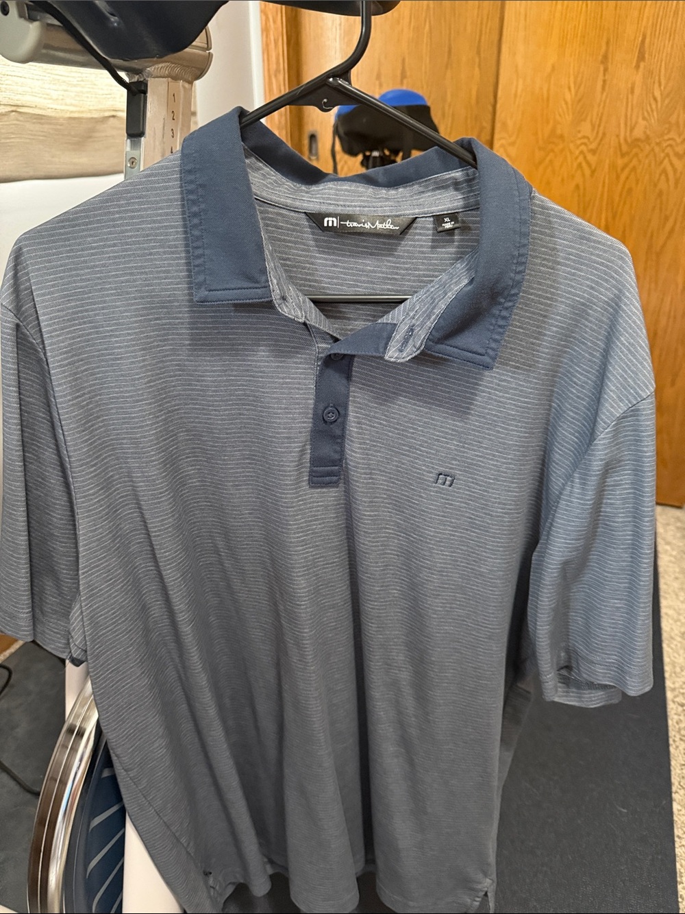 Travis Mathew Men's Gray-Blue Subtle Stripe Polo